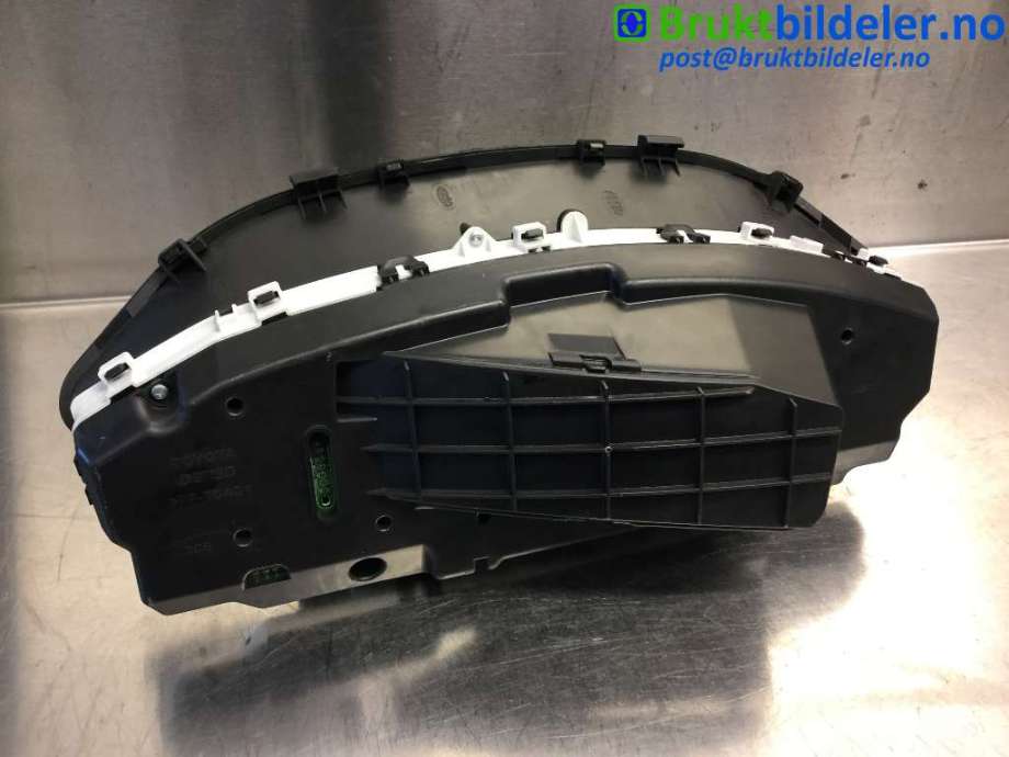 Instrumentpanel til Toyota Yaris 2009-2011 (Type II, Fase 2)  (TOYOTA|83800-0D691|MB457300-3930|)