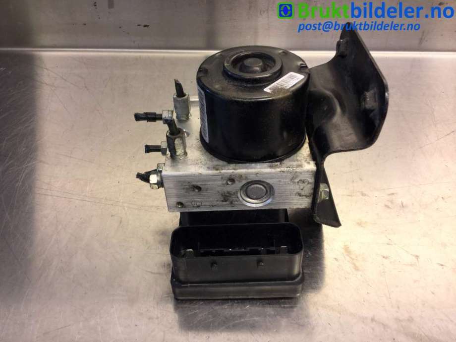 ABS sentral til Toyota Yaris 2009-2011 (Type II, Fase 2) (TOYOTA|44540-52120|06.2102-0746.4|44510-0D031)