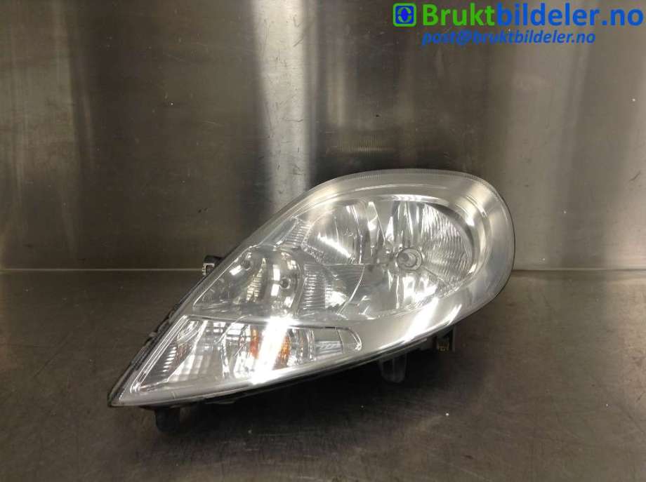 Frontlykt venstre halogen til Renault Trafic 2006-2014 (RENAULT|8200701354|93859829|)