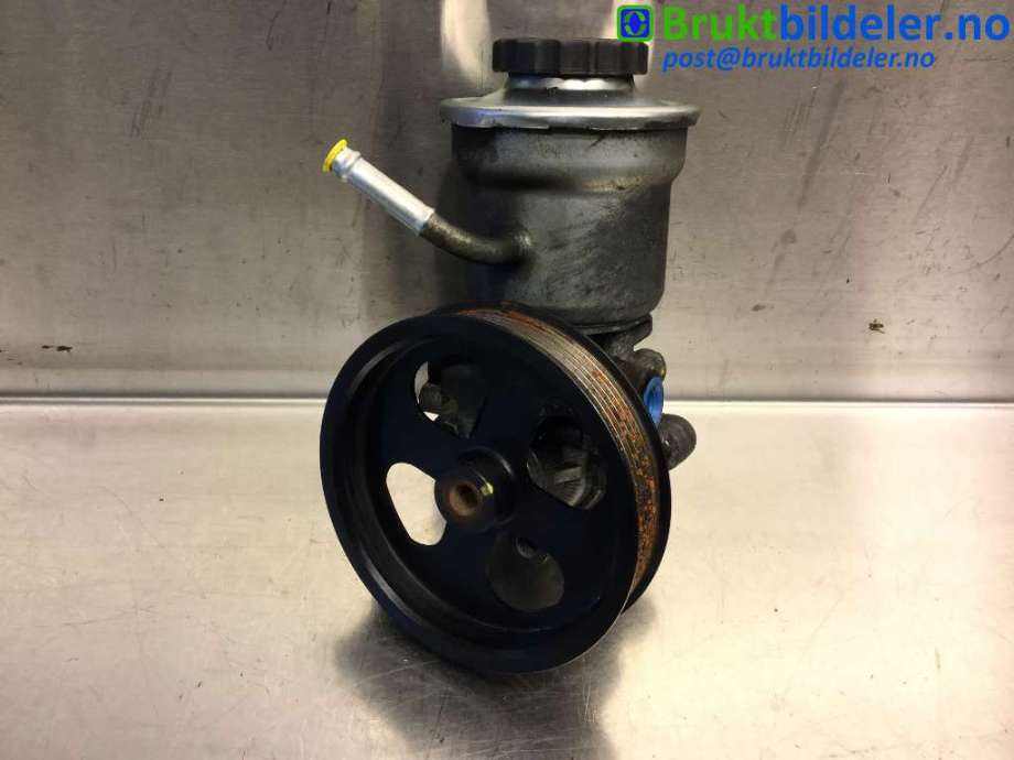 Servo pumpe mekanisk til Toyota Avensis, 2003-2008 (Type II)  (TOYOTA|44310-05120)