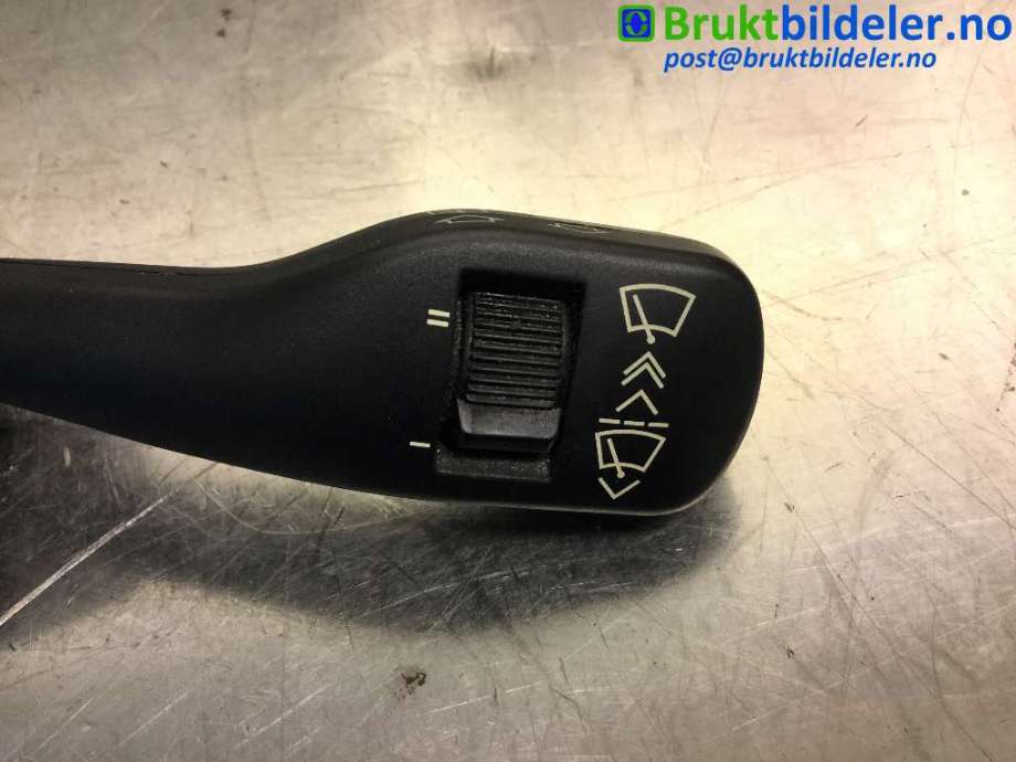 Bryter visker til BMW X3 2007-2010 (Fase 2) (E83) (E83) (BMW|8 363 669|)
