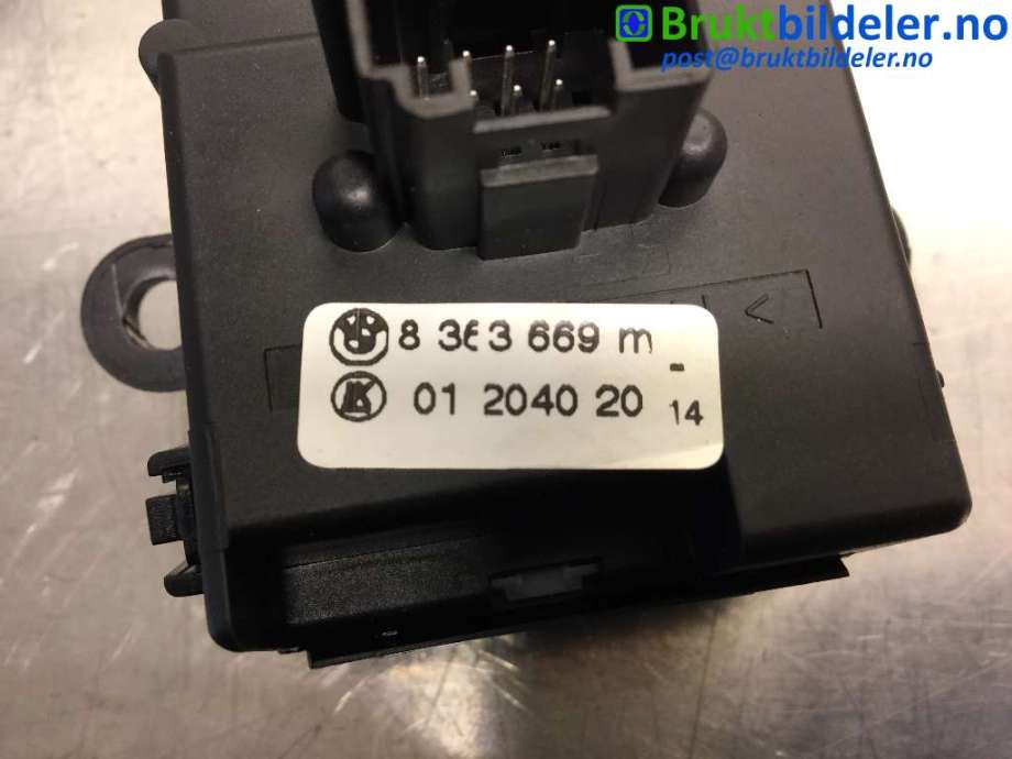 Bryter visker til BMW X3 2007-2010 (Fase 2) (E83) (E83) (BMW|8 363 669|)