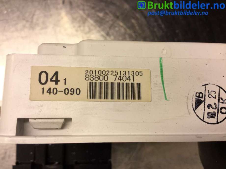 Instrumentpanel til Toyota iQ 2009-2014  (TOYOTA|83800-47041|)