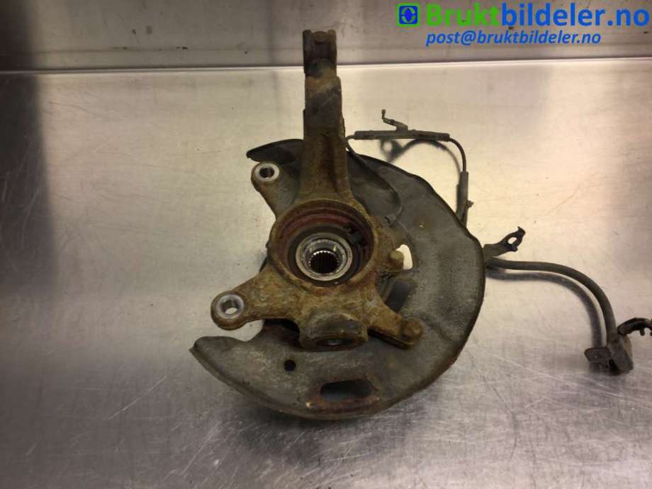 Hjulspindel høyre foran til Toyota iQ 2009-2014 (TOYOTA|43211-74010|)