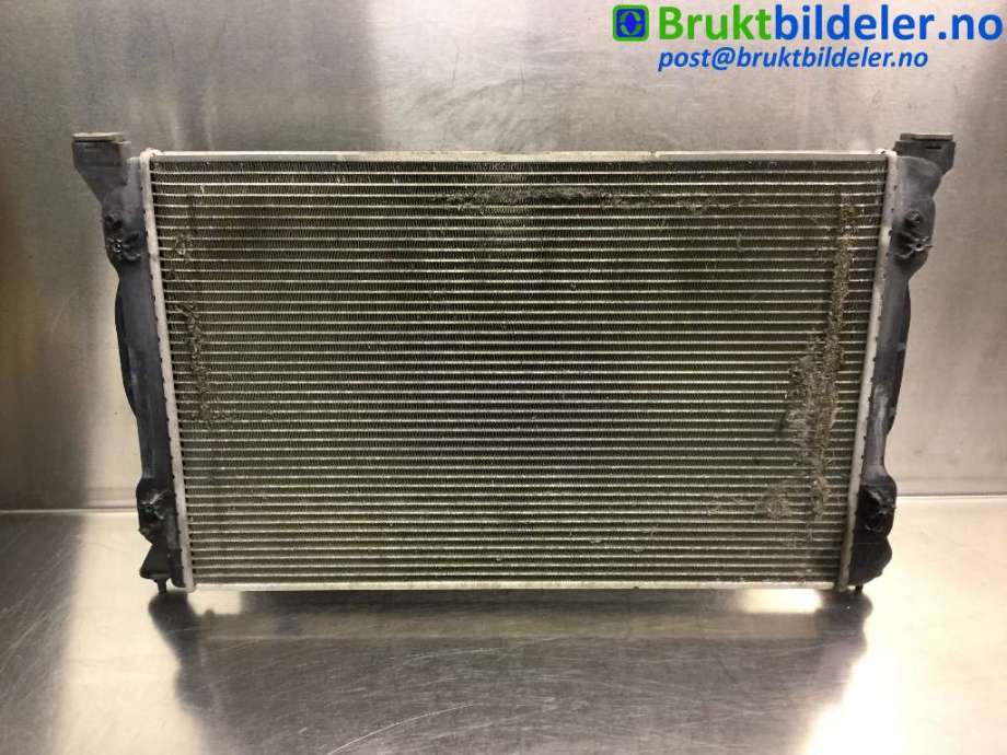Radiator (manuell gir) til Audi A4 2004-2008 (Type III) (B7) (B7) (AUDI|8E0121251A|)
