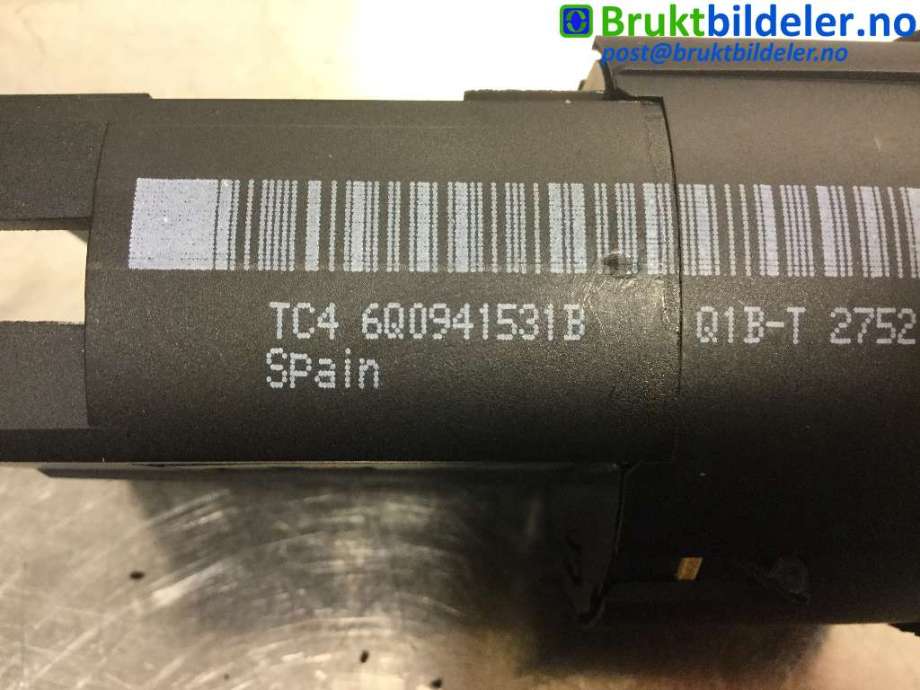 Bryter lys til VW Polo 2002-2005 (Type IV, Fase 1)  (VOLKSWAGEN|6Q0941531B|)