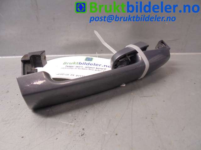 Dørhåndtak utv høyre til Toyota Avensis, 2003-2008 (Type II)  (TOYOTA|)