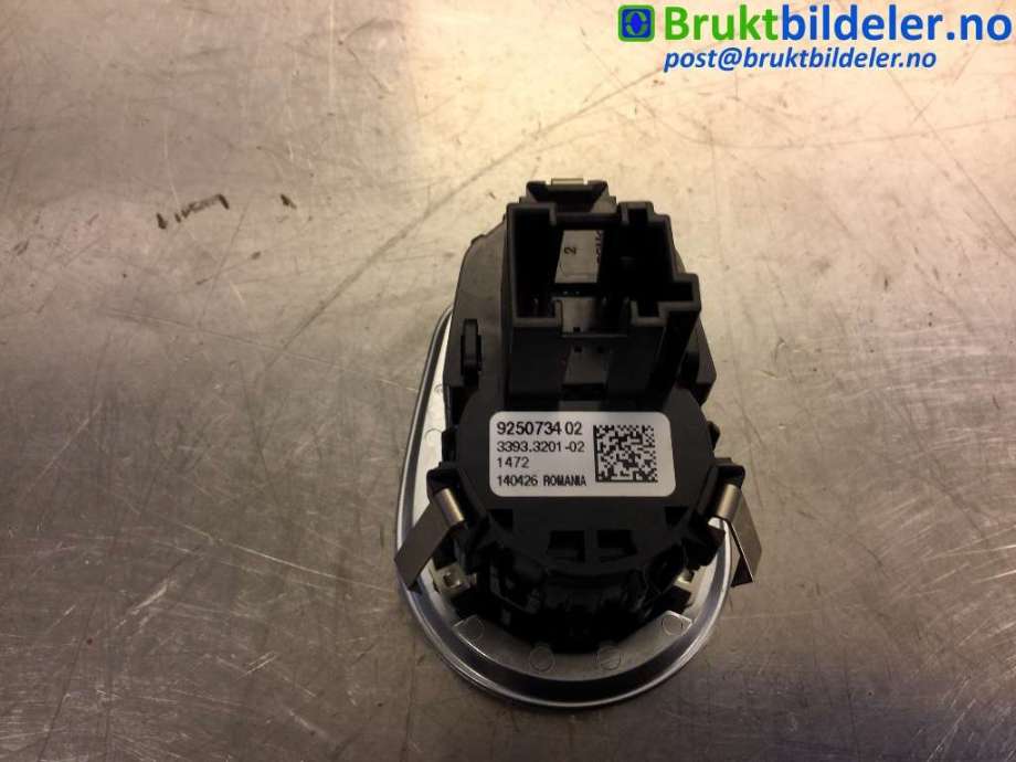 Bryter start/stopp til BMW 1-Serie 2011-2015 (Fase 1) (F20/F21) (F20/F21) (BMW||9250734 02)