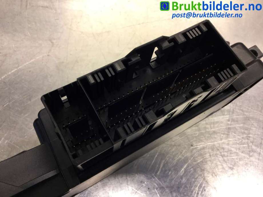 Airbag elektronikk til BMW 1-Serie 2011-2015 (Fase 1) (F20/F21) (F20/F21) (BMW||0 285 011 137|65.77-9267214-02)