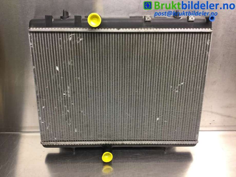 Radiator (manuell gir) til Peugeot Partner, 2008-2015 (Type II, Fase 1)  (PEUGEOT|P9680533480)