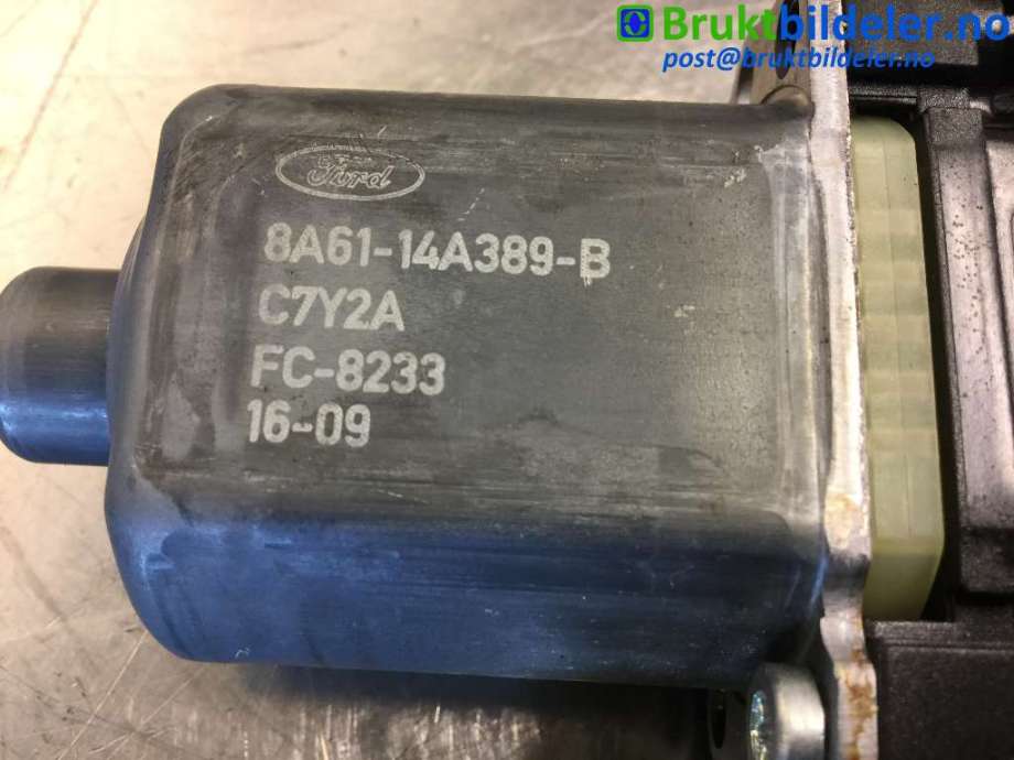 Ruteheis venstre foran til Ford Fiesta 2013-2017 (Type VI, Fase 2) (FORD|8A61-14A389-B|0130822618|)