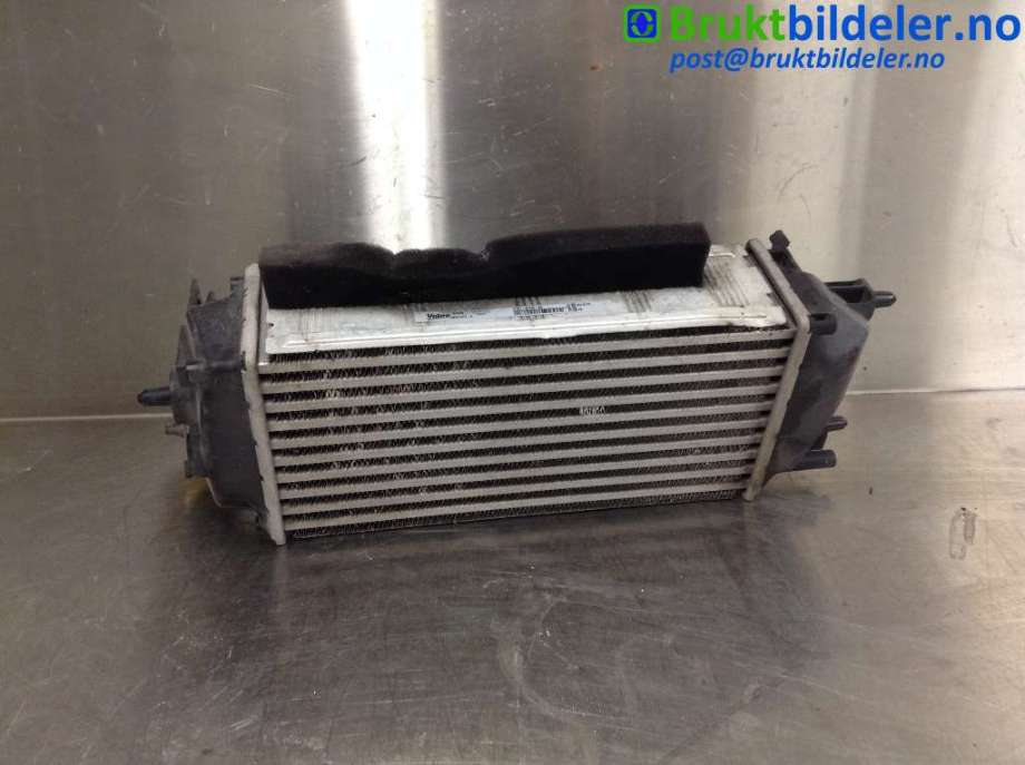 Intercooler til Ford Fiesta, 2013-2017 (Type VI, Fase 2)  (FORD|C1B1-9L440-BA)