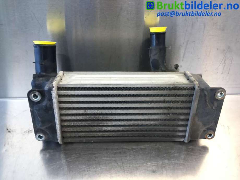 Intercooler til Toyota Auris 2007-2010 (Type I, Fase 1)  (TOYOTA||1630821631)