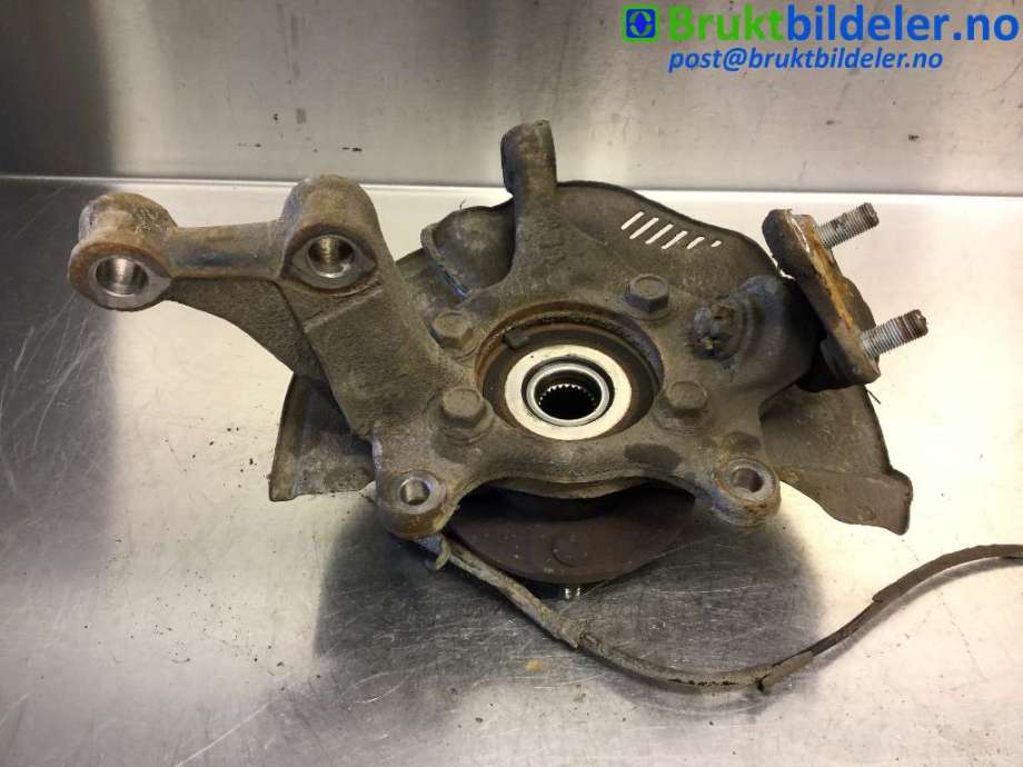 Hjulspindel høyre foran til Toyota Auris 2007-2010 (Type I, Fase 1)  (TOYOTA|43330-09630|)