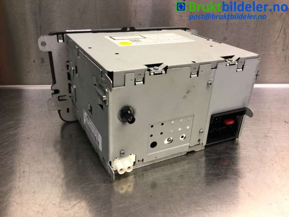 Bilstereo til VW Caddy 2010-2015 (Type III, Fase 2)  (VOLKSWAGEN|1K0 035 186 AP|7 640 213 360|)
