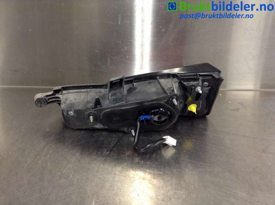 Baklykt venstre indre til Lexus NX 2014-2021 (Type I) (AZ10) (AZ10) (LEXUS|81591-78021|)