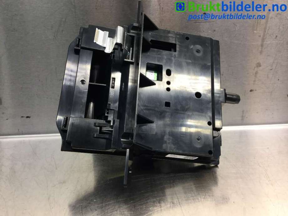 Instrumentpanel til Mazda 3 2013-2016 (Type III, Fase 1)  (MAZDA|BHR1 55 44XB|)