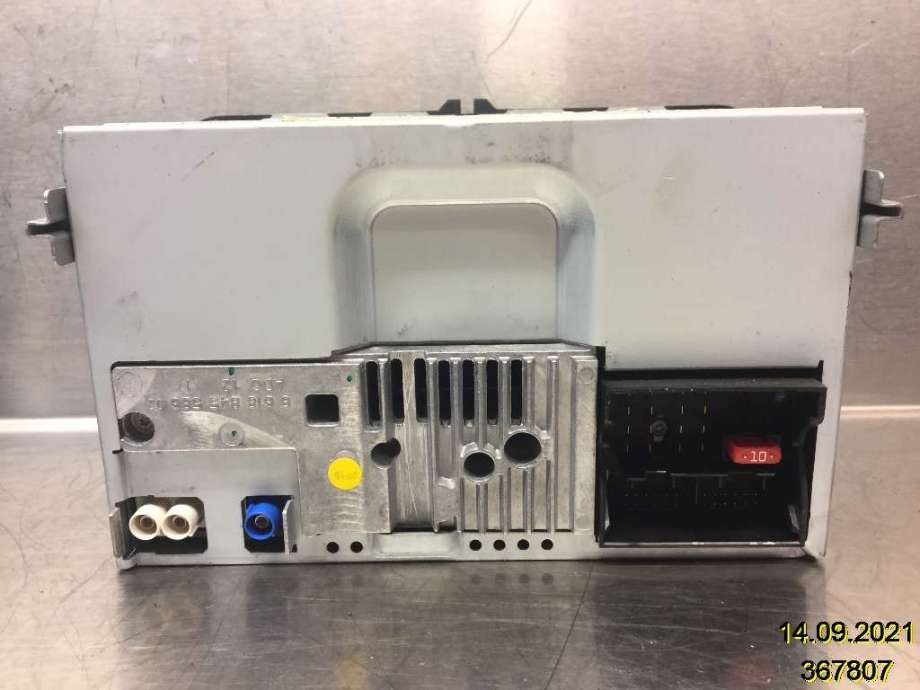 Bilstereo til VW Golf VI 2008-2012  (VOLKSWAGEN|3C0 035 270|7 612 032 080|)