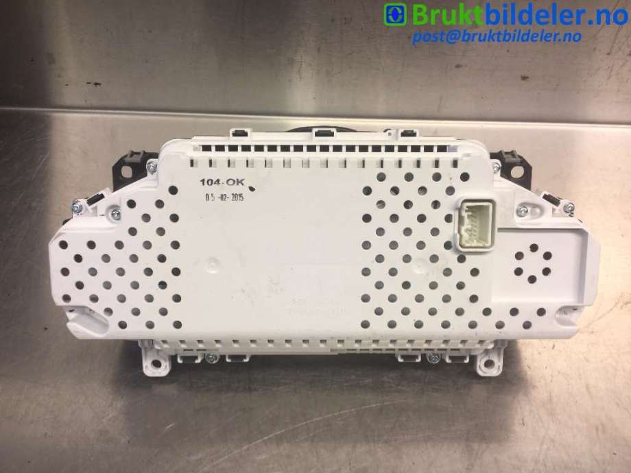 Instrumentpanel til Volvo V40 2012-2019  (VOLVO|31453048|)