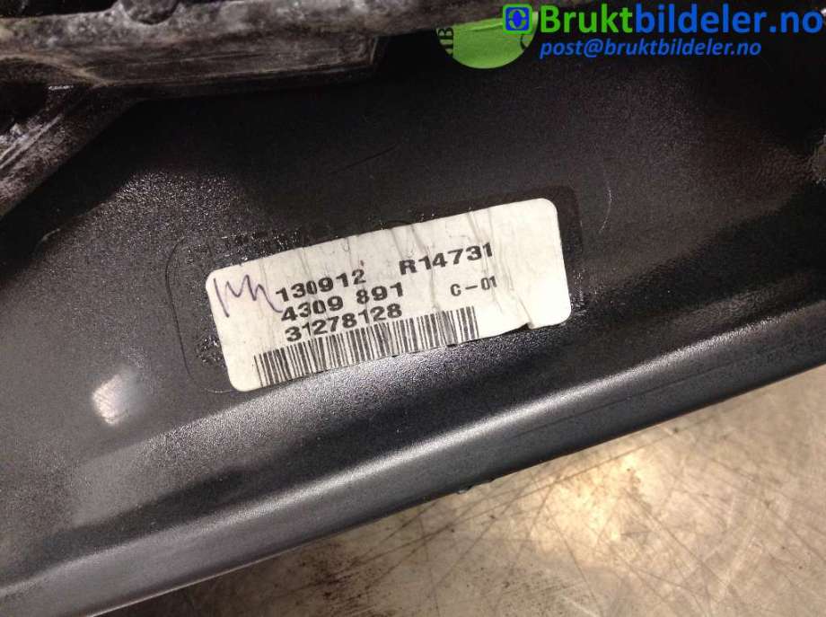 Speil venstre til Volvo V40 2012-2019  (VOLVO|31278128|)