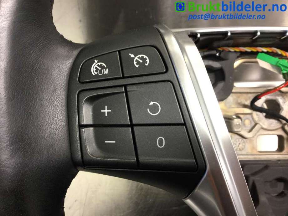 Ratt til Volvo V40 2012-2019  (VOLVO|31250592|)
