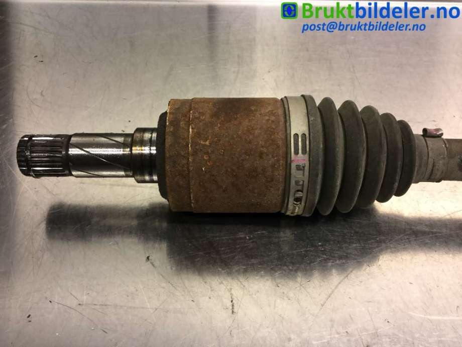 Drivaksel høyre bak til Volvo XC60 2008-2013 (Type I, Fase 1)  (VOLVO|31259504|)