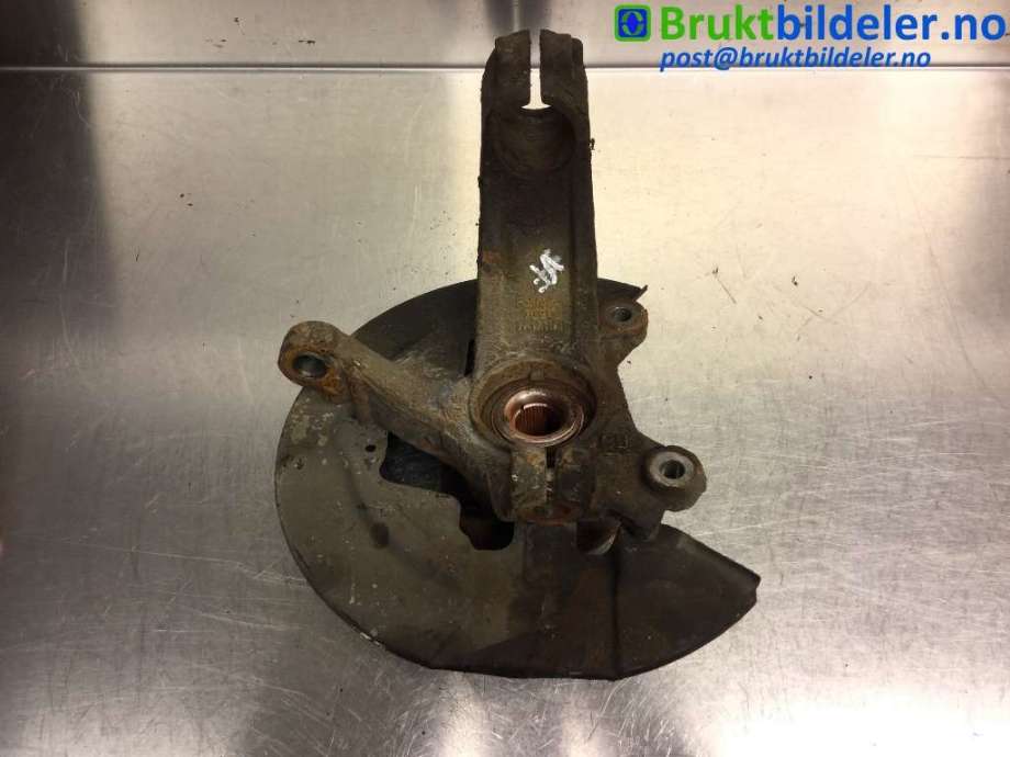 Hjulspindel venstre foran til Volvo XC60 2008-2013 (Type I, Fase 1) (VOLVO|31451326|)