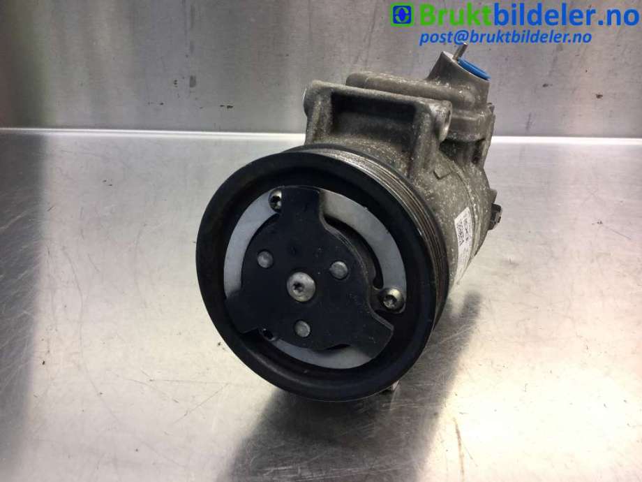 Aircondition kompressor til VW Caddy, 2010-2015 (Type III, Fase 2)  (VOLKSWAGEN|5N0 820 803 E)