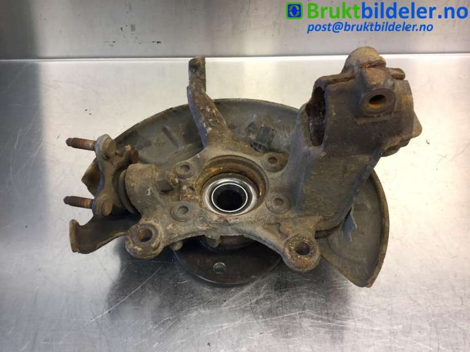 Hjulspindel venstre foran til VW Caddy 2010-2015 (Type III, Fase 2) (VOLKSWAGEN|1K0 407 255 AA|)