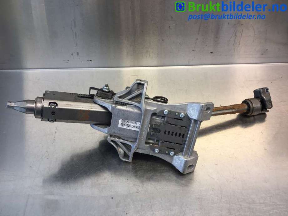 Rattaksel til Volvo XC60 2008-2013 (Type I, Fase 1)  (VOLVO|31329257|31280656|7G9N-3F880-DD)