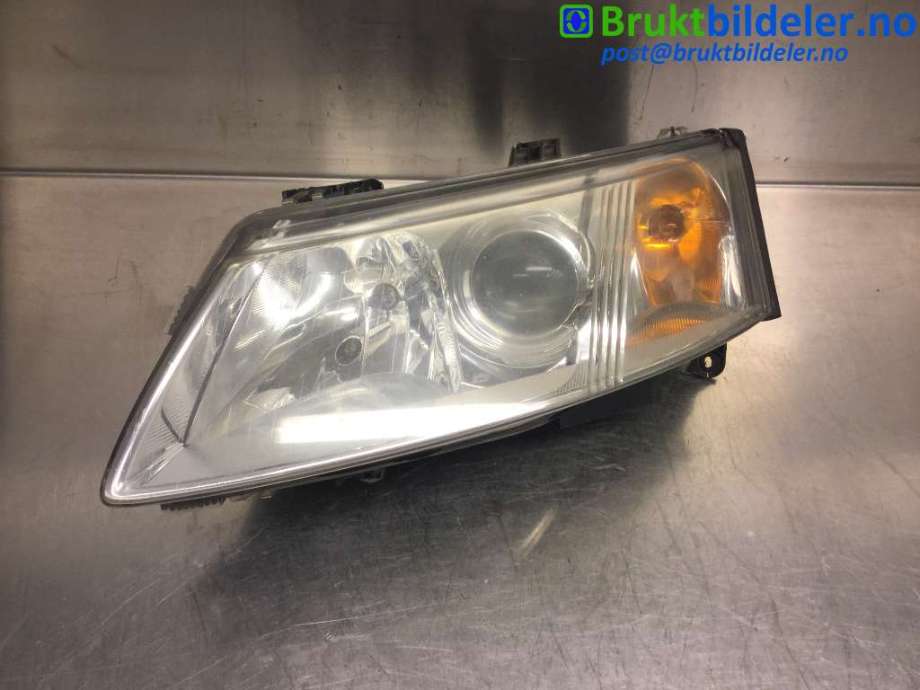 Frontlykt venstre halogen til Saab 9-3, 2003-2007 (Type II, Fase 1)  (SAAB|)
