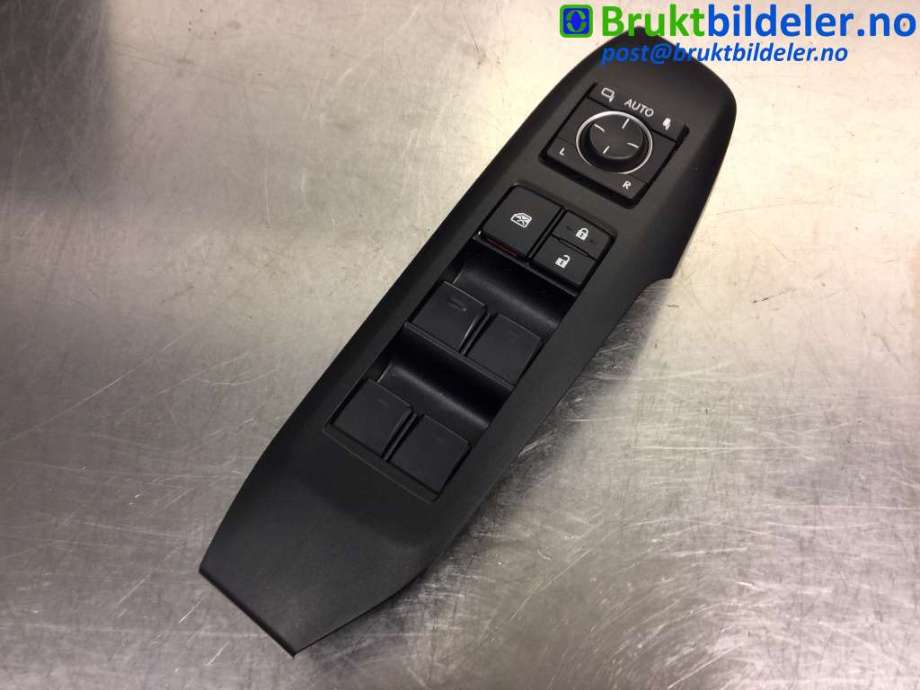 Bryter ruteheis til Lexus NX, 2014-2021 (Type I) (AZ10) (AZ10) (LEXUS|84040-78010)