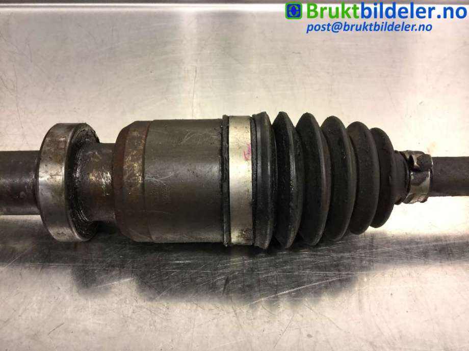 Drivaksel høyre foran til Renault Clio 2006-2009 (Type III, Fase 1)  (RENAULT|82 003 788 80|)