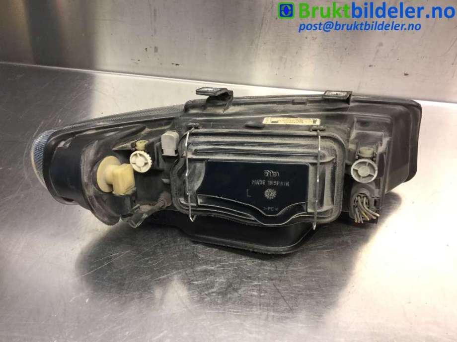 Frontlykt venstre halogen til Seat Toledo 1999-2005 (Type II)  (SEAT|1M1 941001D|67742691|)