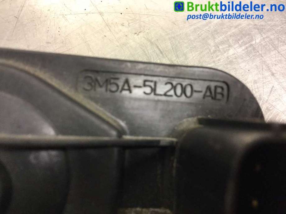 Diverse deler til Volvo V50 2007-2012 (Fase 2)  (VOLVO|3M5A-5L200-AB|)