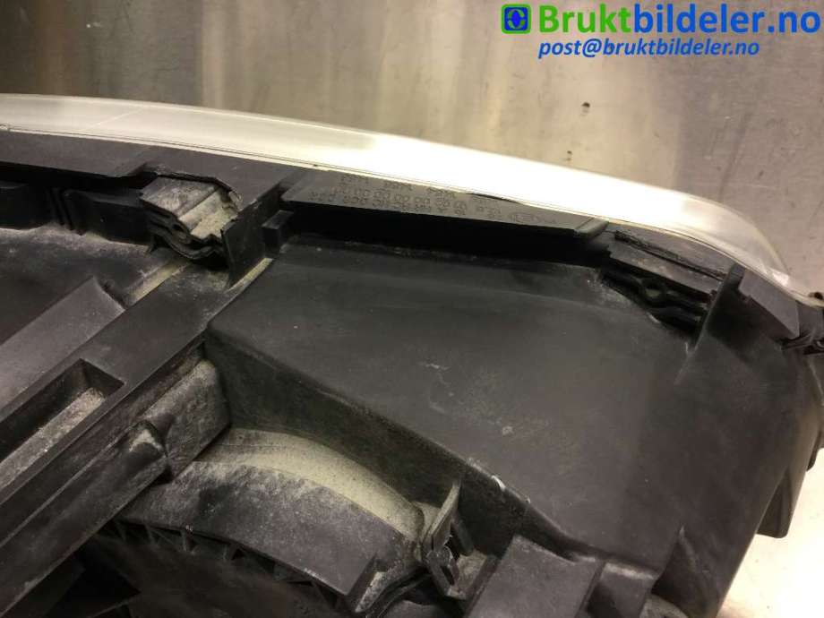 Frontlykt venstre xenon til VW Touran 2003-2006 (Type I, Fase 1)  (VOLKSWAGEN|1T0 941 031 D|0 301 205 271|)