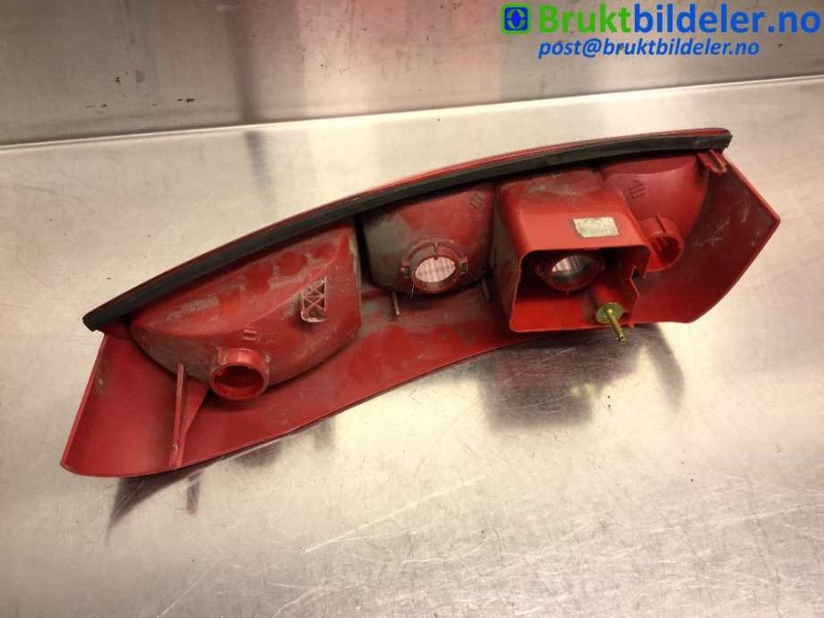 Baklykt venstre til Peugeot 807 2003-2009  (PEUGEOT|)