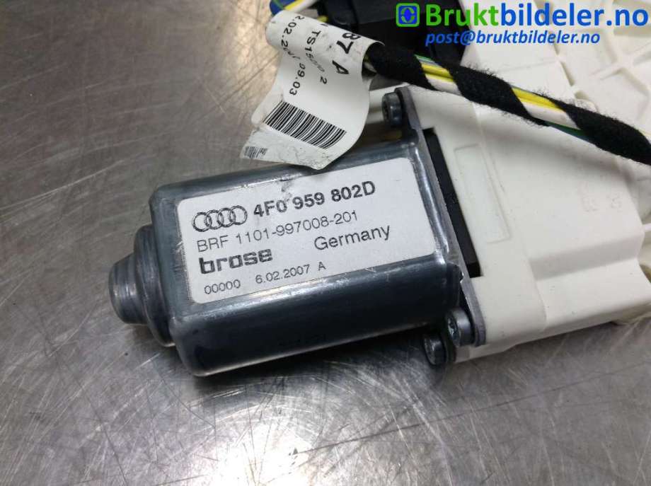 Ruteheis høyre foran til Audi A6 2005-2008 (Type III, Fase 1) (C6) (C6) (AUDI|4F0 959 802 D|1101-997008-201|)