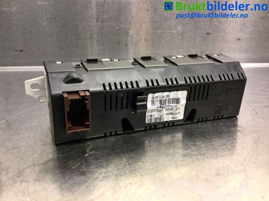 Multimedia display (MCU - Media Controller Unit) til Peugeot Partner 2008-2015 (Type II, Fase 1)  (PEUGEOT|96 646 442 80|)