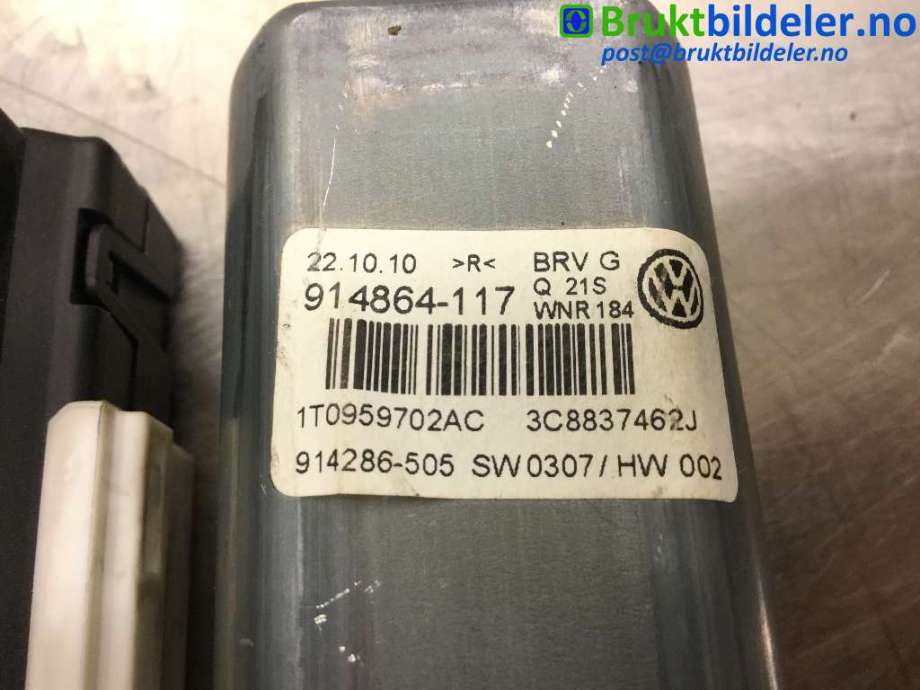 Ruteheis høyre foran til VW CC 2008-2012 (PASSAT CC) (PASSAT CC) (VOLKSWAGEN|3C0 959 792 A|914864-117|1T0 959 702 AC)