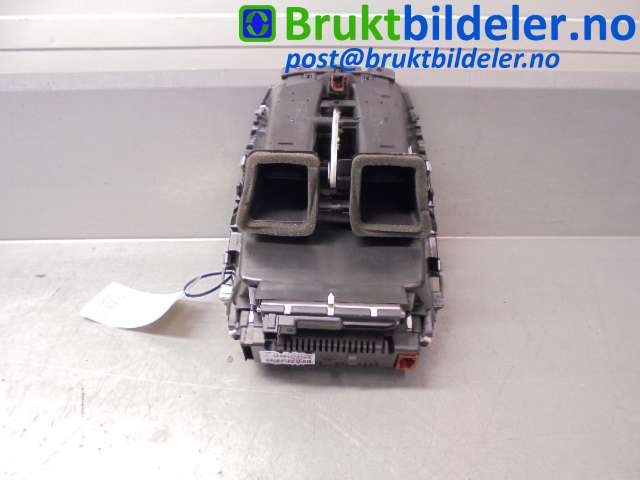 Innredning, Konsoll til Peugeot 207 2006-2012  (PEUGEOT|9666632080-01|)