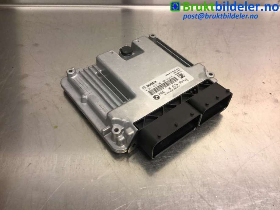 Styreenhet motor til BMW 1-Serie 2011-2015 (Fase 1) (F20/F21) (F20/F21) (BMW|8 570 934|0 281 019 207|)