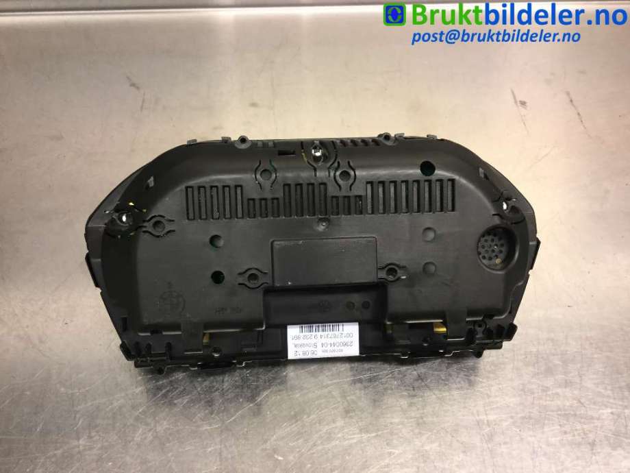 Instrumentpanel til BMW 1-Serie 2011-2015 (Fase 1) (F20/F21) (F20/F21) (BMW|6210 9 287 467|2360044-04|)