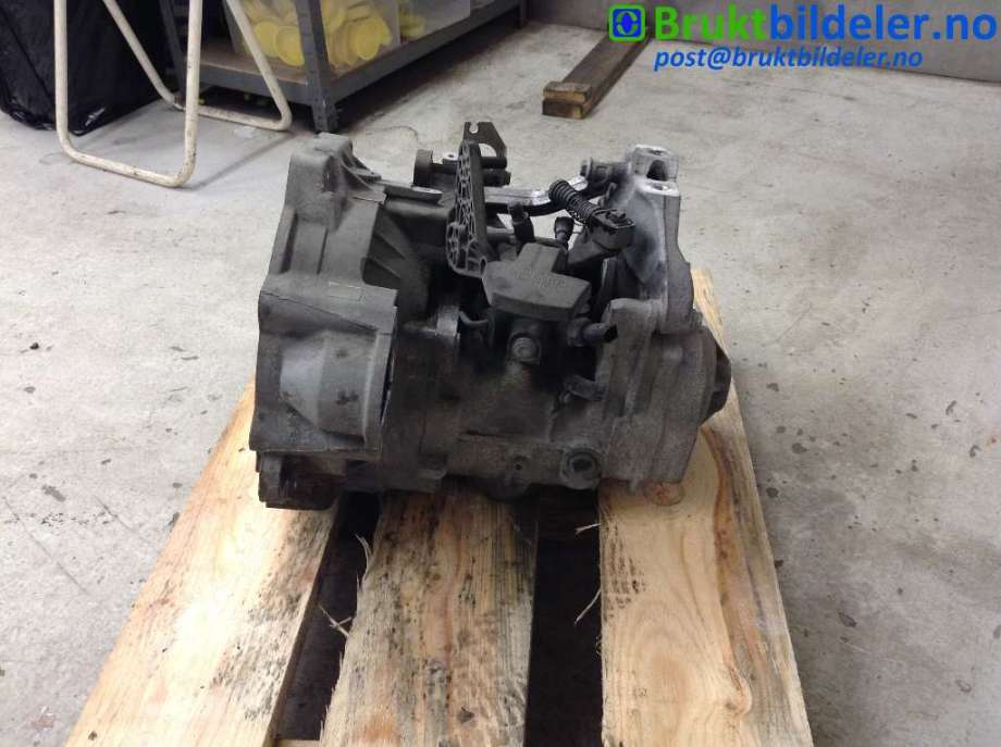 Girkasse manuell 6-trinn til VW Touran 2010-2015 (Type I, Fase 3) (VOLKSWAGEN||MFR GEARKODE)