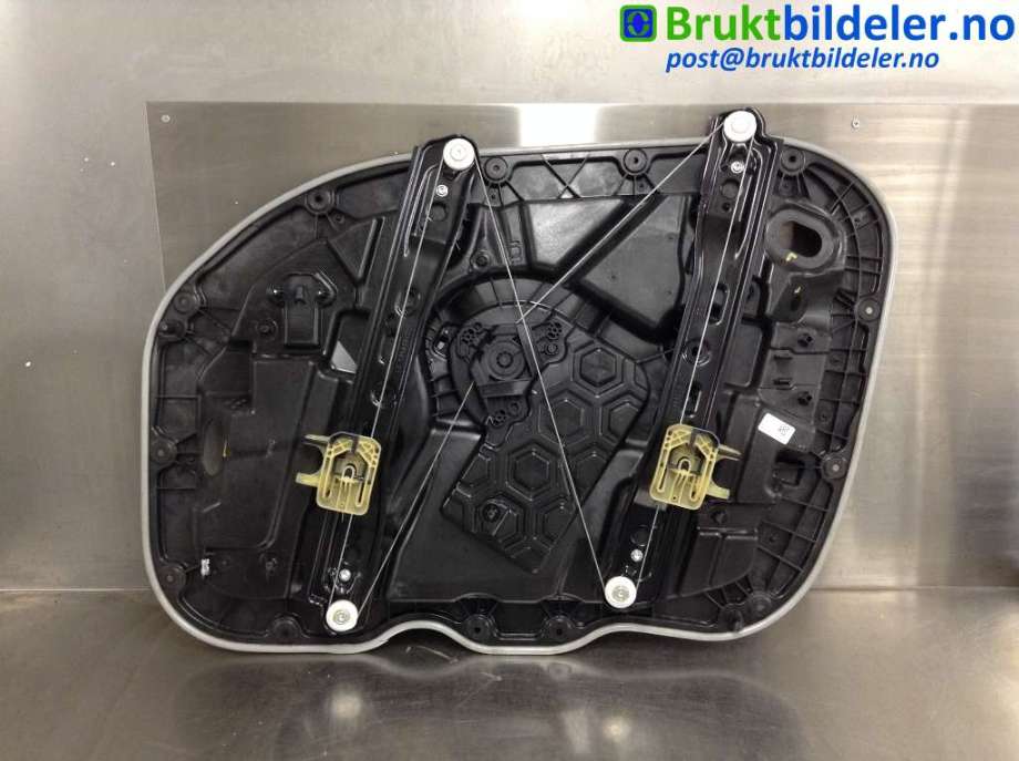 Ruteheis til Volvo XC40 2018-2024  (VOLVO|30747091||4200165)