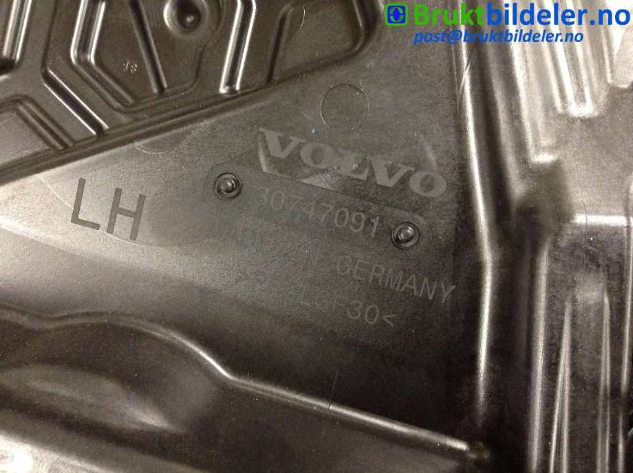 Ruteheis til Volvo XC40 2018-2024  (VOLVO|30747091||4200165)