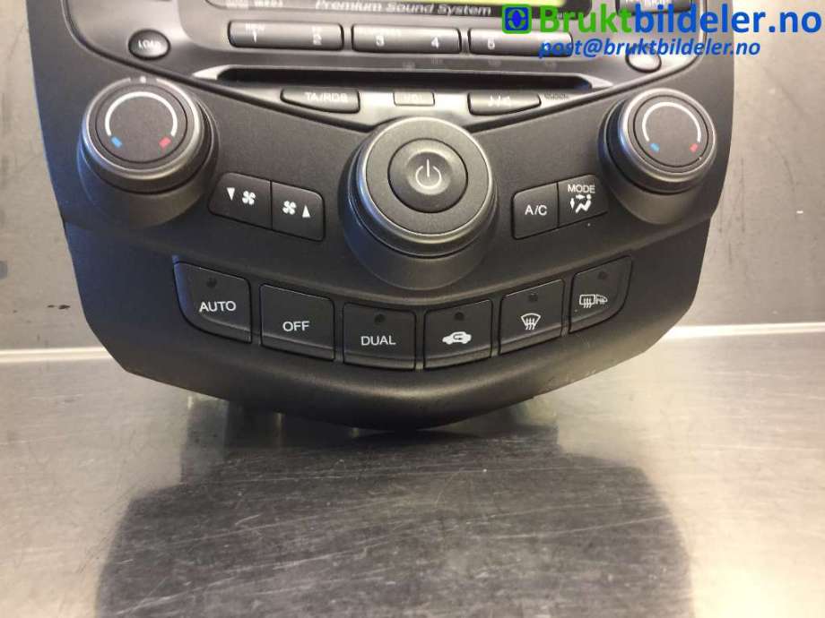 Bilstereo til Honda Accord 2003-2008 (Type VII)  (HONDA|39050-SEF-G250-M1|)