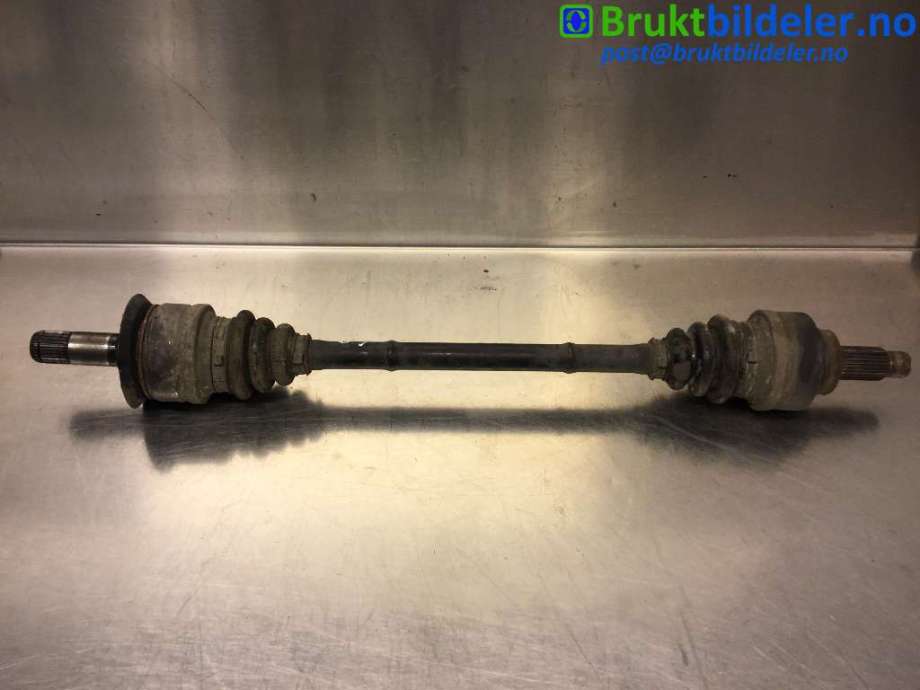 Drivaksel venstre bak til BMW 1-Serie 2011-2015 (Fase 1) (F20/F21) (F20/F21) (BMW|33 20 7 624 205||7 624 205 AI02)