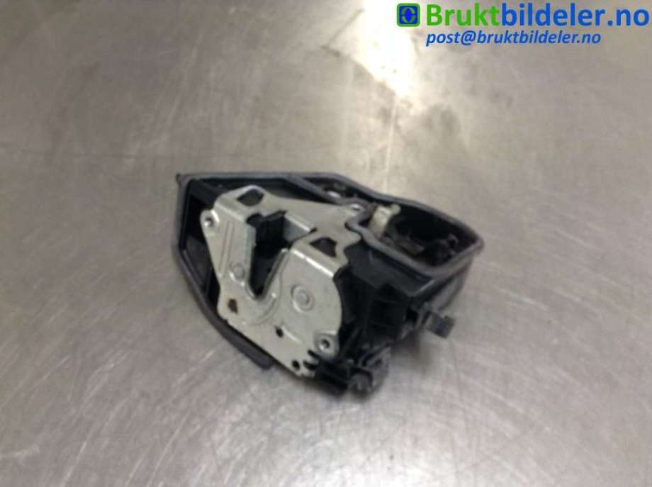 Låsekasse venstre foran til BMW X5 2007-2013 (E70) (E70) (BMW|)