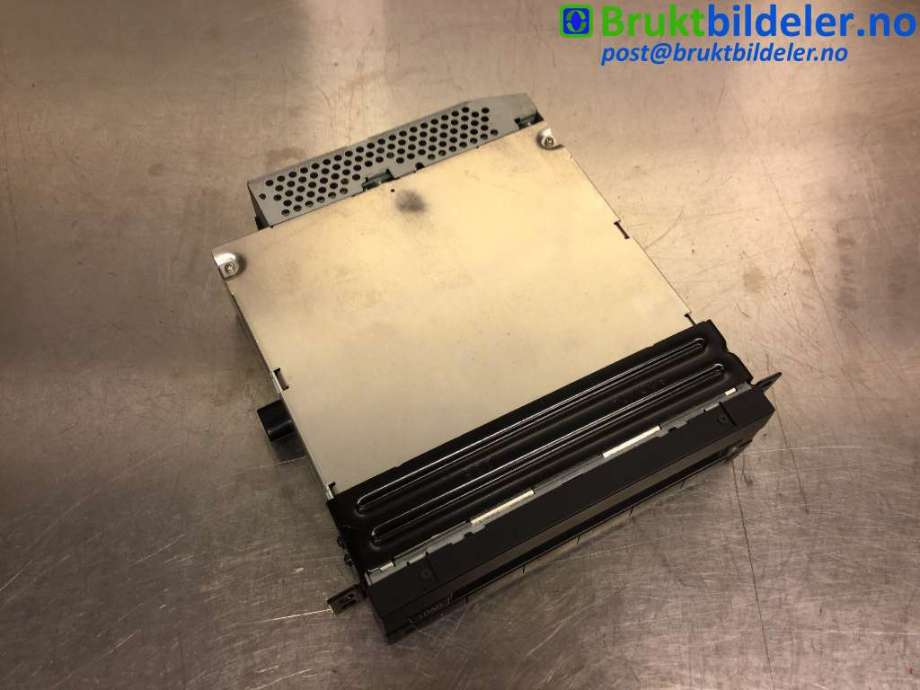 Bilstereo CD-veksler til BMW X5 2007-2013 (E70) (E70) (BMW|6512 9 151 148|)